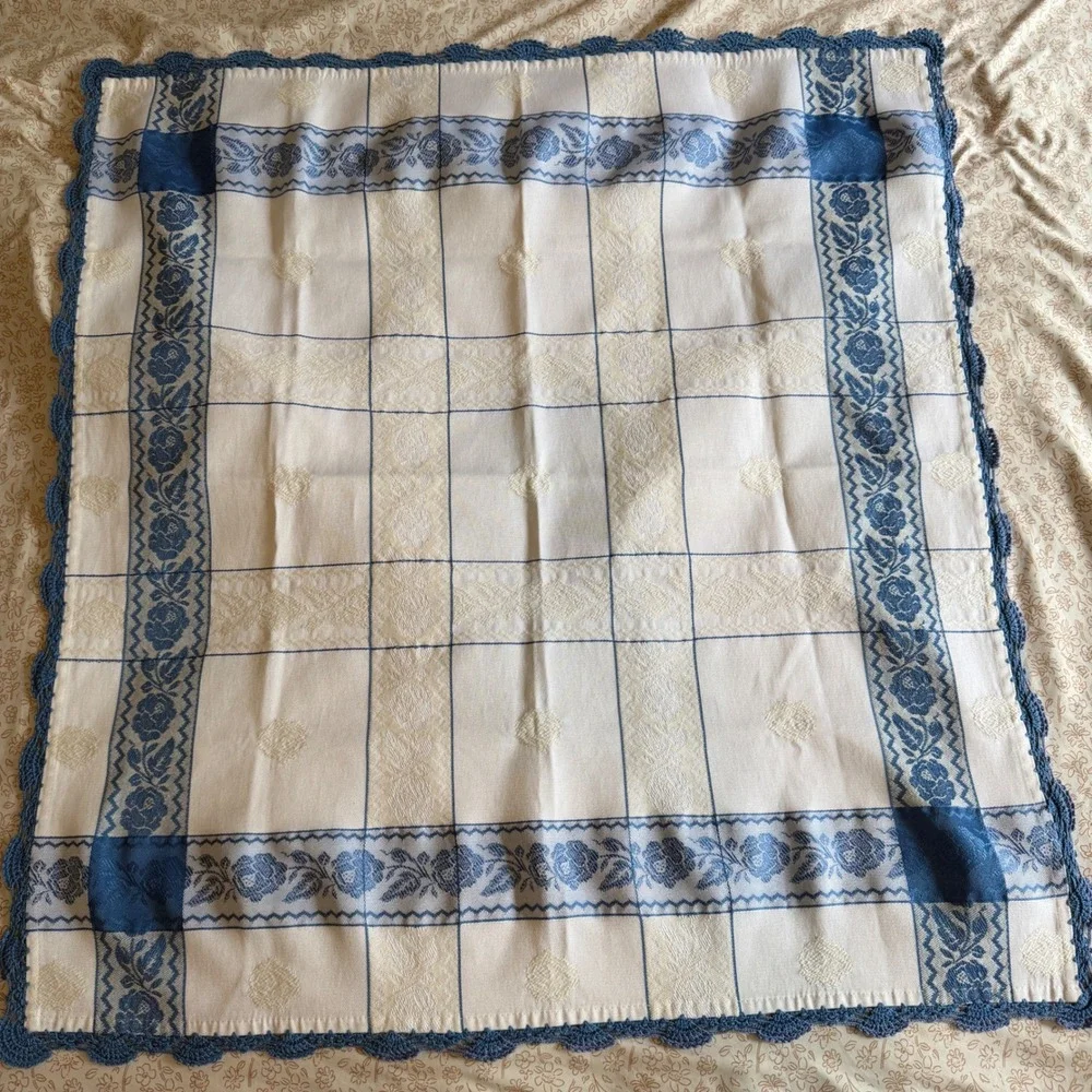 Vintage Blue White Cotton Damask Tablecloth Rose Floral Crochet Trim 32x30